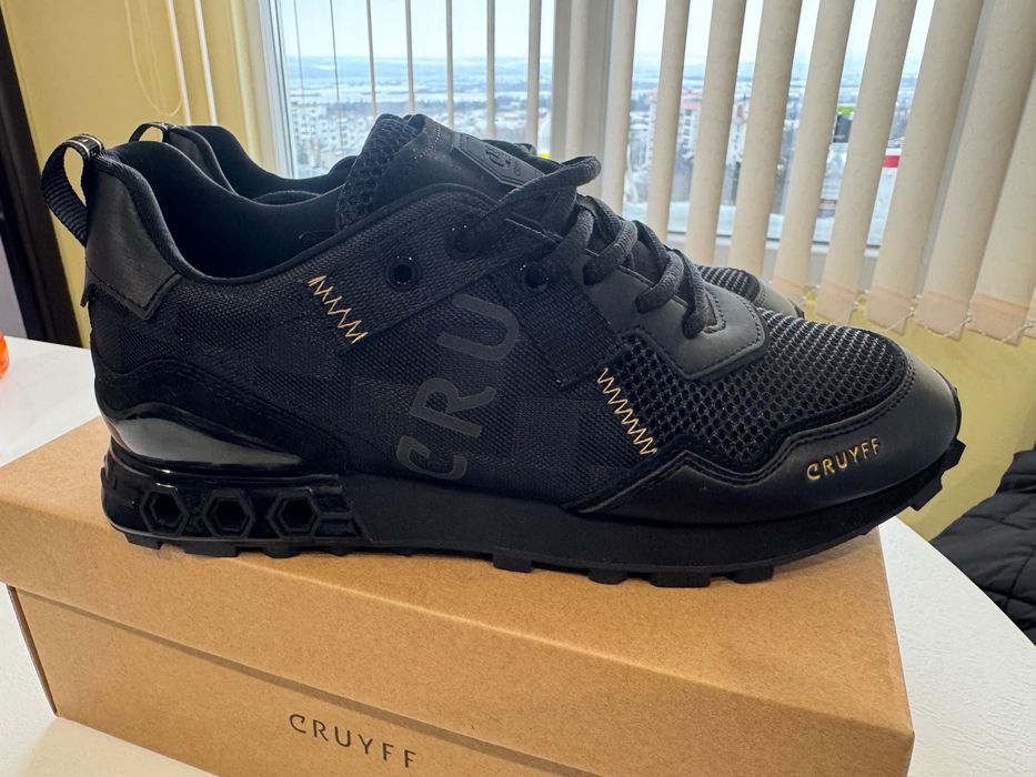 Cruyff обувки 41 номер