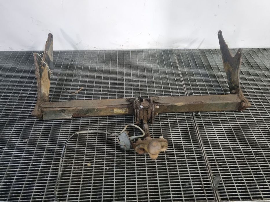 Carlig remorcare Dacia Dacia Logan II MCV 2013 - 2016 SUV 4 Usi (1422)