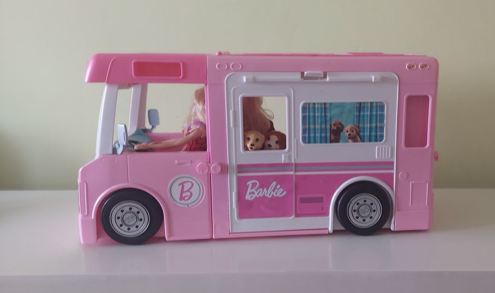 Кемпер 3в1 - трансформира се в 360-градусова зона за къмпинг; от него