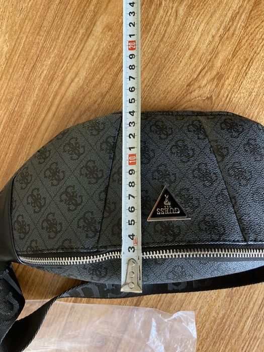 Мъжка оригинална чанта  Guess