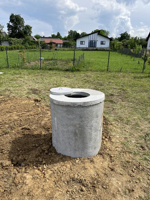 Foraje Fantani , diametru 1 m , cu tuburi beton vibropresate