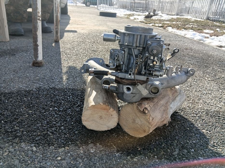 Продам коллектор на мерс 102 двигатель