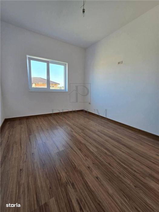 Duplex pe parter - zona buna - toate utilitatile