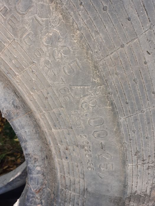 Шина на спецтехники