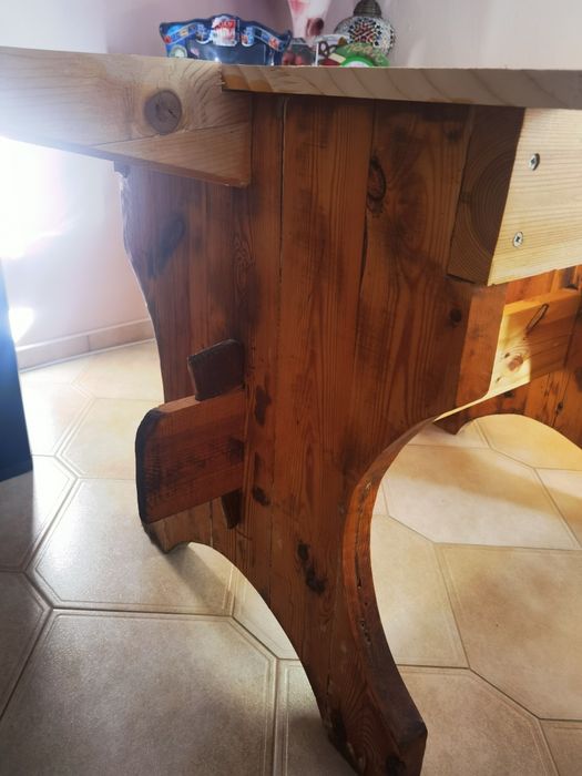 Стойка/Крака основа за маса от масив