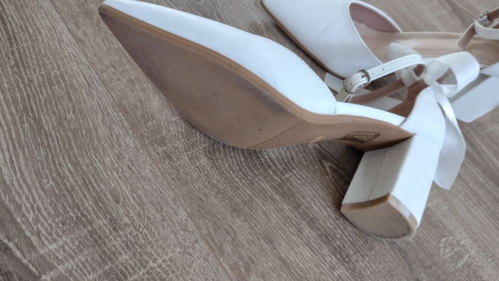Sandale elegante mărimea 38