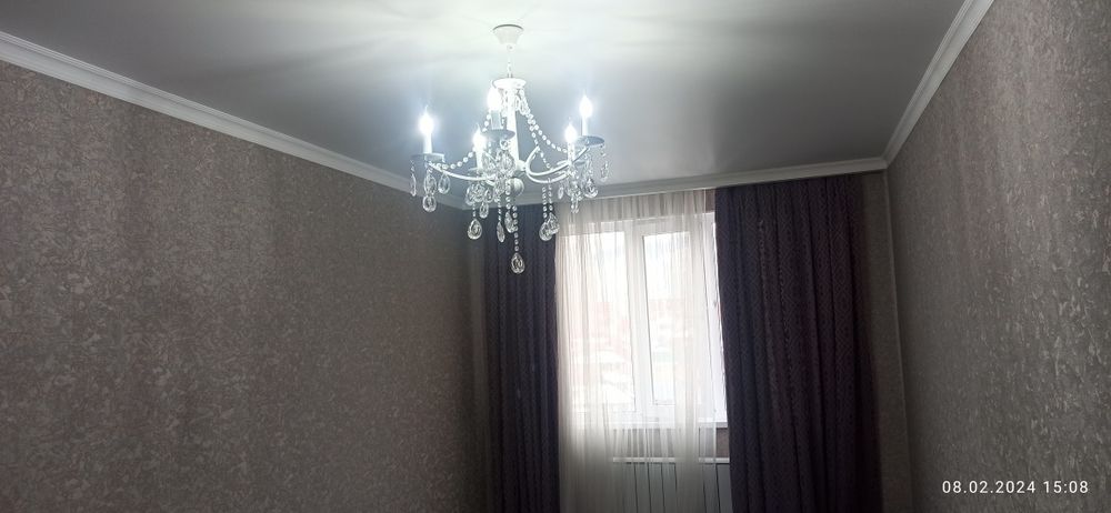 Продам люстры. Самовывоз.