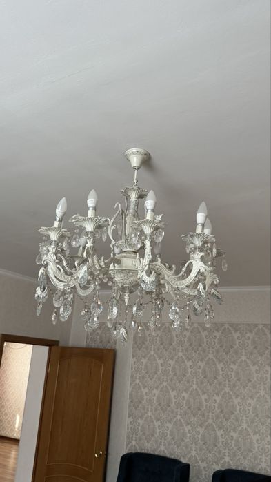 Люстралар сатылады