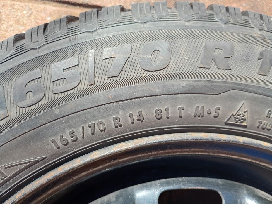 Джанти със зимни гуми 14 инча, 5x100 - VW
