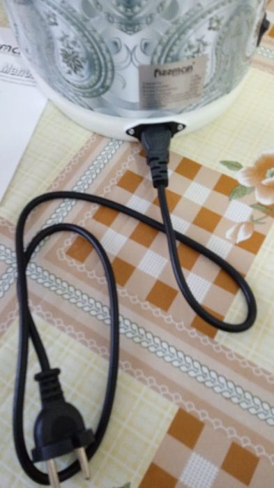 Продам электрический термочайник