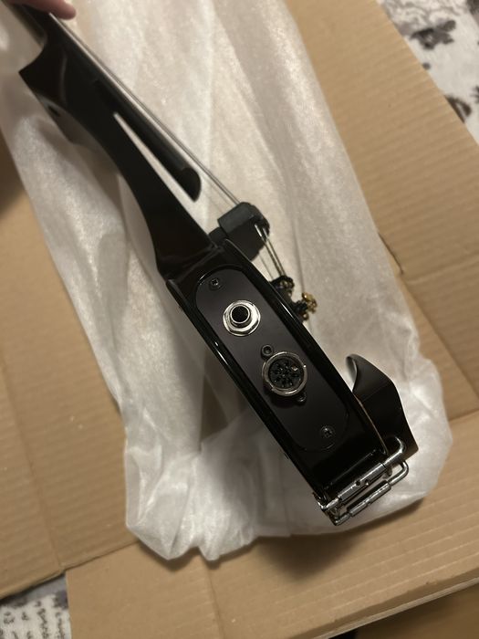 Vând Vioară Cantini Earphonic 5 BK