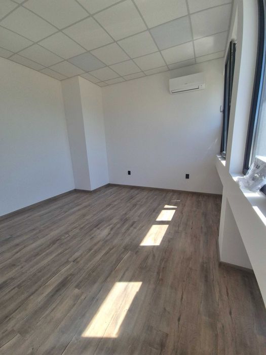 Дава се под наем Офис в Пловдив, Южен - 20 кв.м за 152 € - Снимка #2