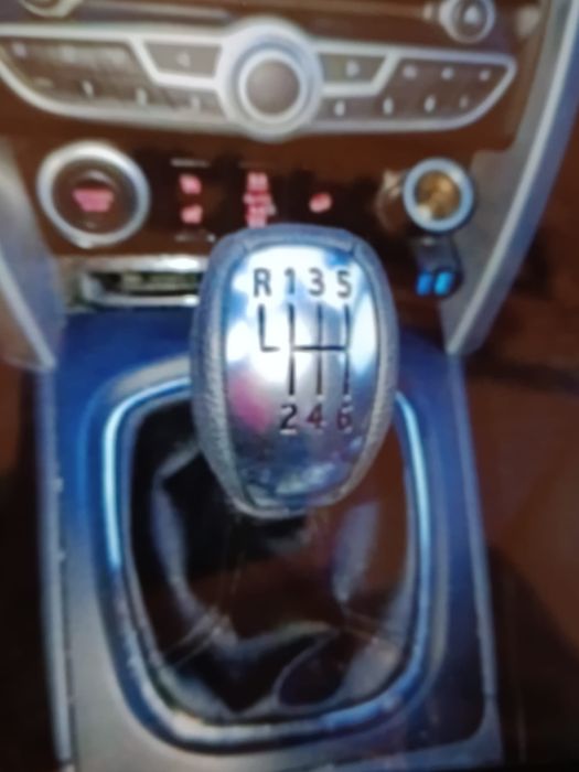 Nuca scimbătorului de viteze imbrăcată in piele pentru Renault Latitude/Laguna 3/Koleos