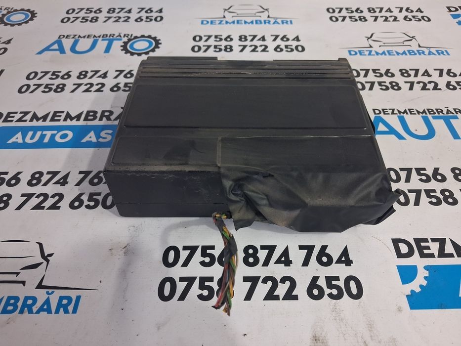 Magazie CD uri Peugeot 407 2006