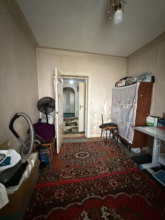 Срочно продаётся 3-х комн квартира в Сергели Строител, 3/2/9