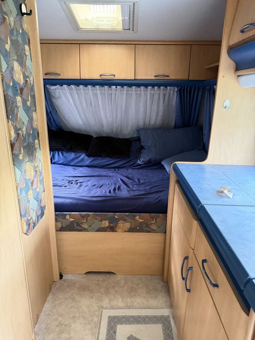 Rulotă Hobby De Luxe 1998 | Pat matrimonial | Baie cu WC și duș | Frigider | Încălzire