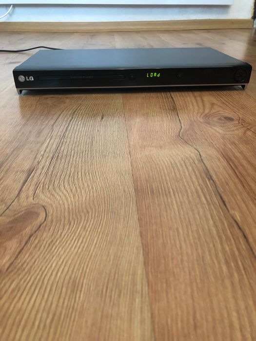 DVD player в комлект с DVD дискове