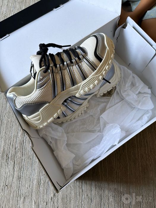 Armani exchange sneakers