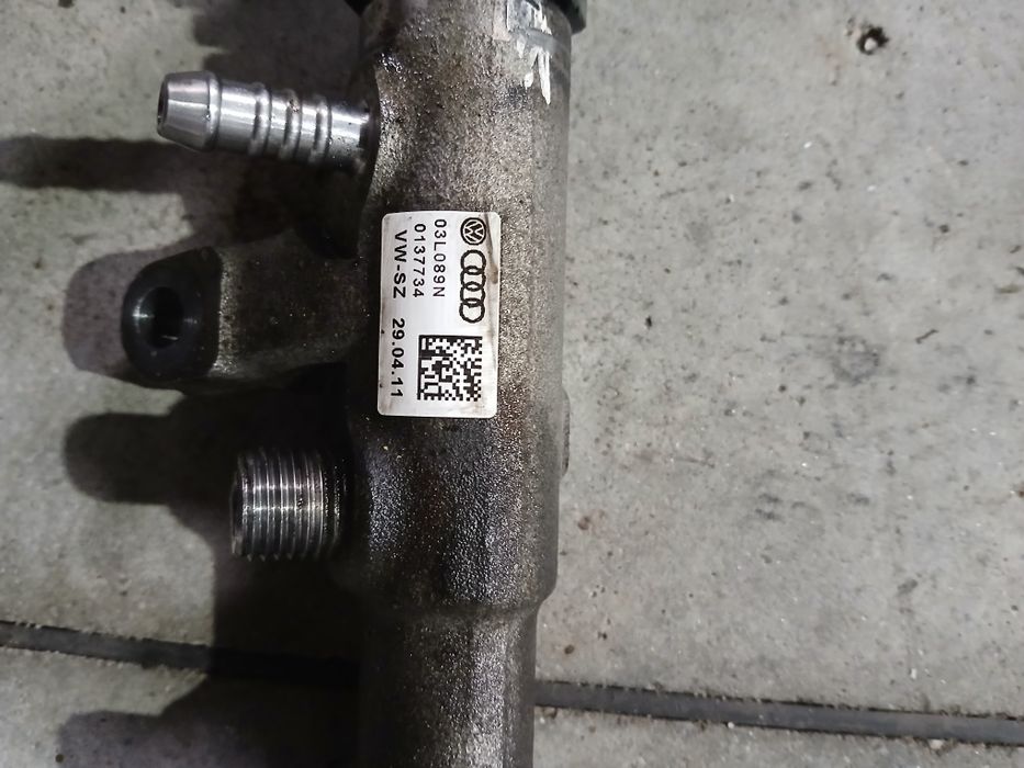 Rampa injectoare Audi q5 motor 2.0d euro5