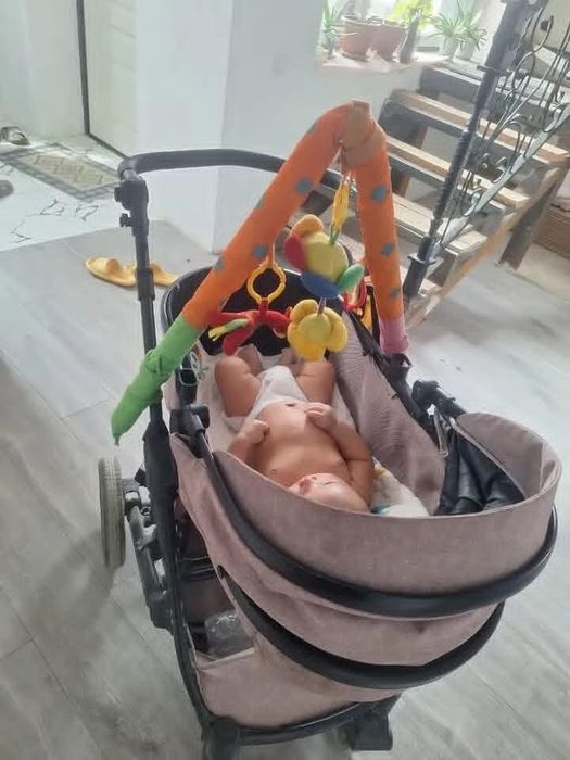 Продам коляску детскую