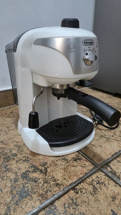 Espressor manual DeLonghi