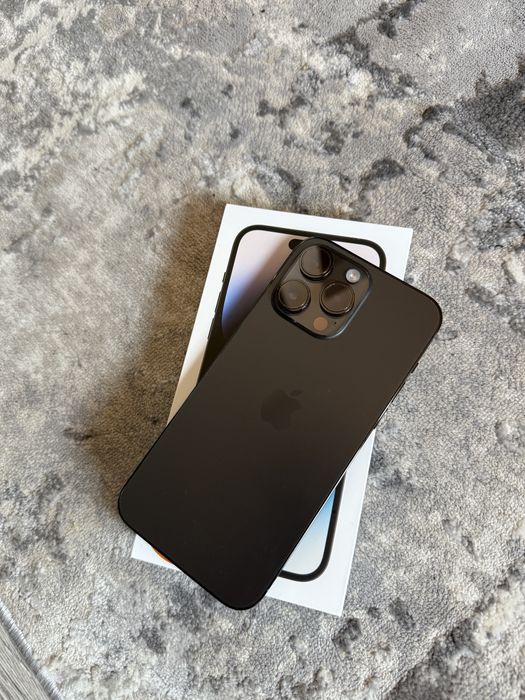 Vand iphone 14 pro max cumparat de nou impecabil
