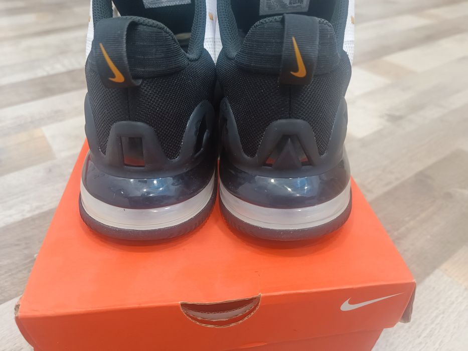 Nike Air Max Alpha  5