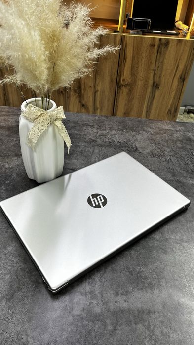 Ноутбук HP Laptop