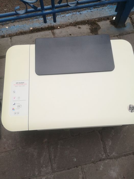 Принтер HP Deskjet 1515