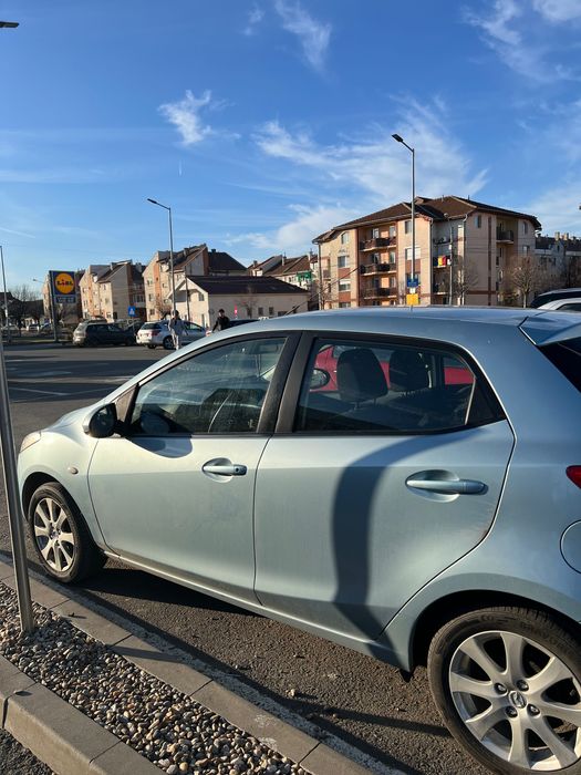 Mazda 2 / 2011 / 1.3 benzină