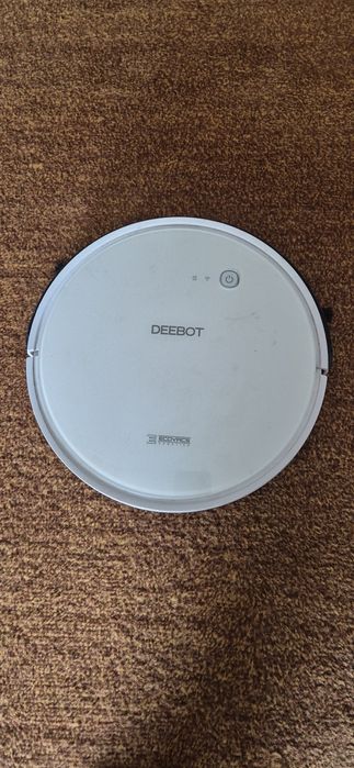 Aspirator robot DEEBOT Ecovacs seria 600 DEFECT