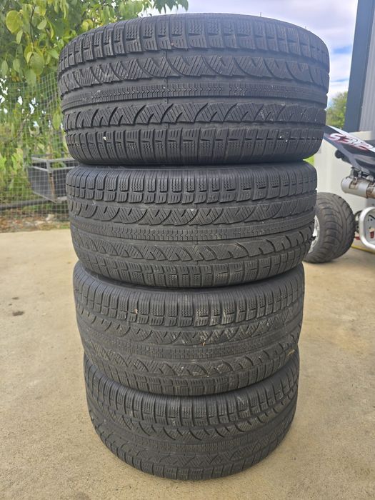 Зимни гуми за Мерцедес 245/45 R 17