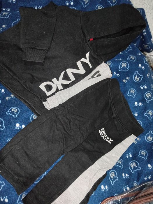 Много запазени дрехи