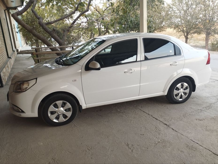 Nexia 3 , 2019-yil, 173000 probeg, kraskasi toza oʻziniki, metan bor,