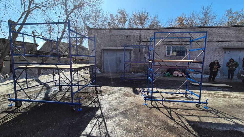 вышка тура, вышка на колесах, вышка строительная