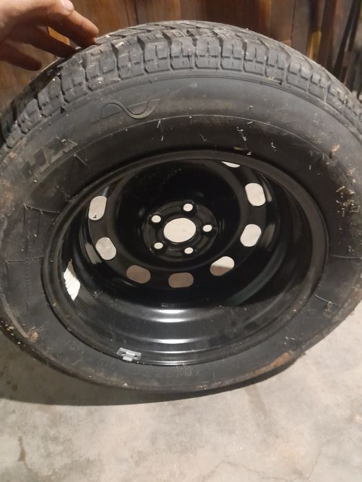 Резервна гума за шкода октавия