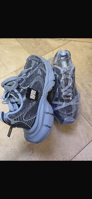 Balenciaga 3 XL luda