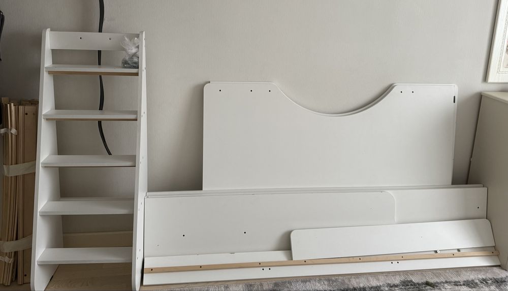 Срочно Продам двухъярусную кровать