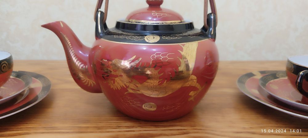 Винтажный японский чайный сервиз  «Дракон»