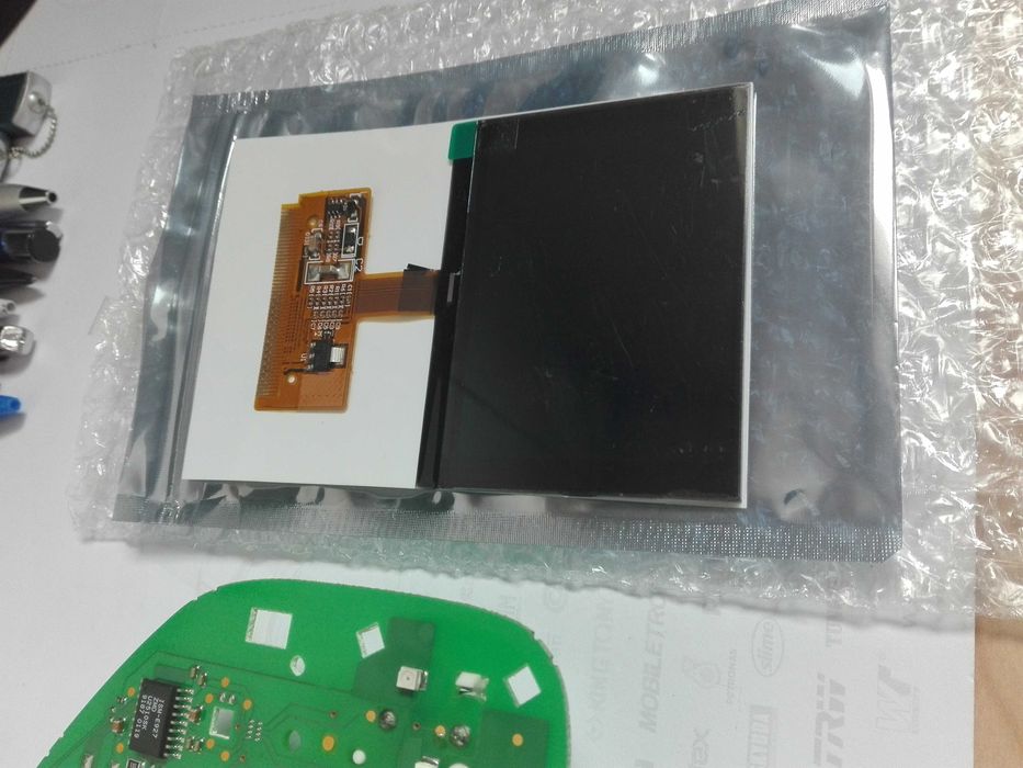 Înlocuire profesionala display LCD și/sau buzzer la ceasurile de bord