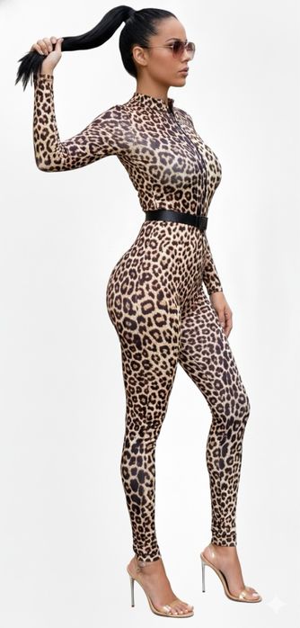 Salopete cu Efect Modelator – Lycra, Piele, Texturi Premium
