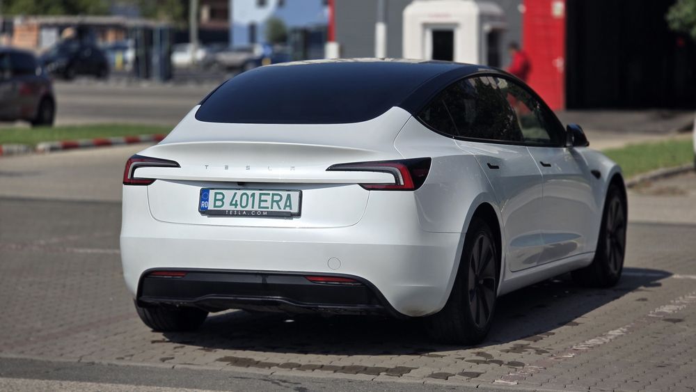 Tesla model 3 Highland