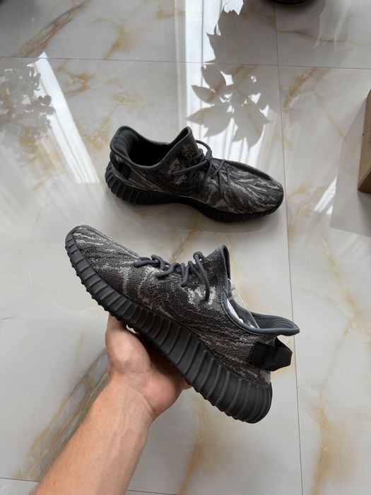 Adidasi Yezzy 350 V2