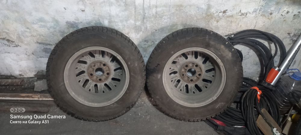 Продам  колеса  с дисками титан