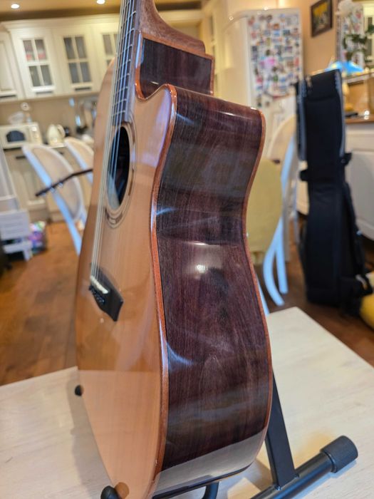 Електроакустична китара Washburn WCG20SCE Comfort Series + Премиум калъф Madarozzo