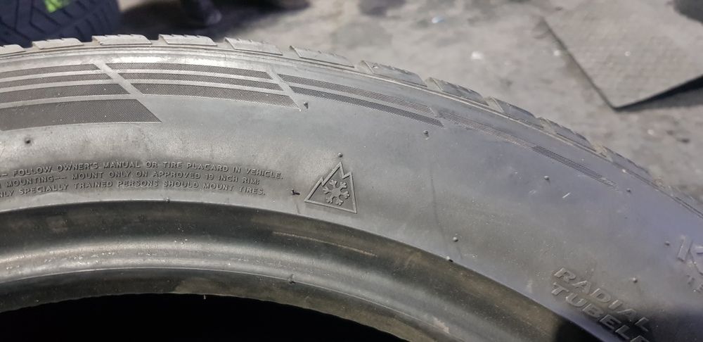 Anvelope 2x275 45 19 hankok iarnă dot 19 mm 4.7
