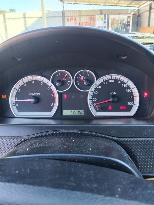 De vânzare sau schimb cu 7 locuri ... Chevrolet Aveo
