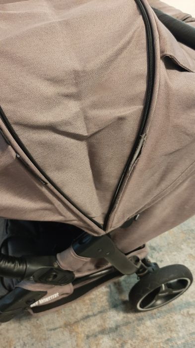 Количка за близнаци