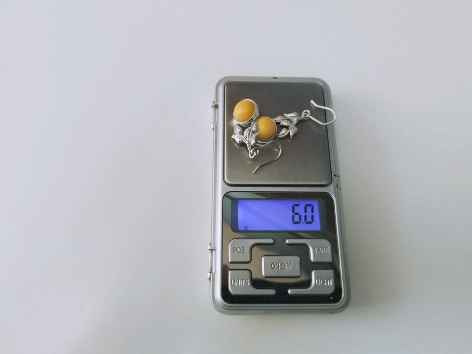 Vechi cercei din argint de 925, Art Nouveau, model floral si chihlimbar natural baltic galben, egg yolk, rar
