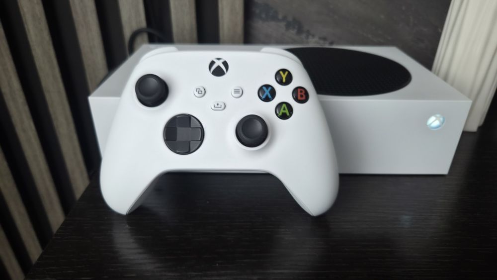 Продам xbox s series 512гб